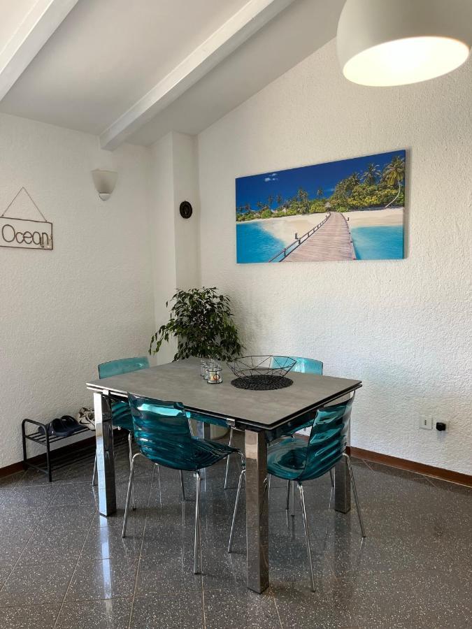 Holiday Home Rosa Gedici Ngoại thất bức ảnh